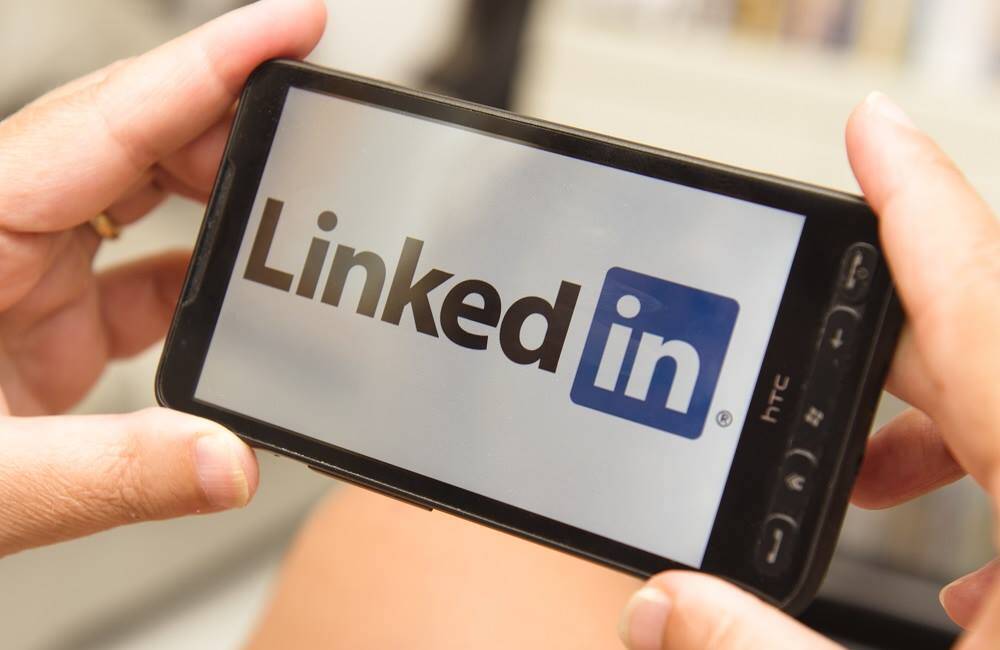 5 Ways To Use LinkedIn to Increase Your Website Traffic